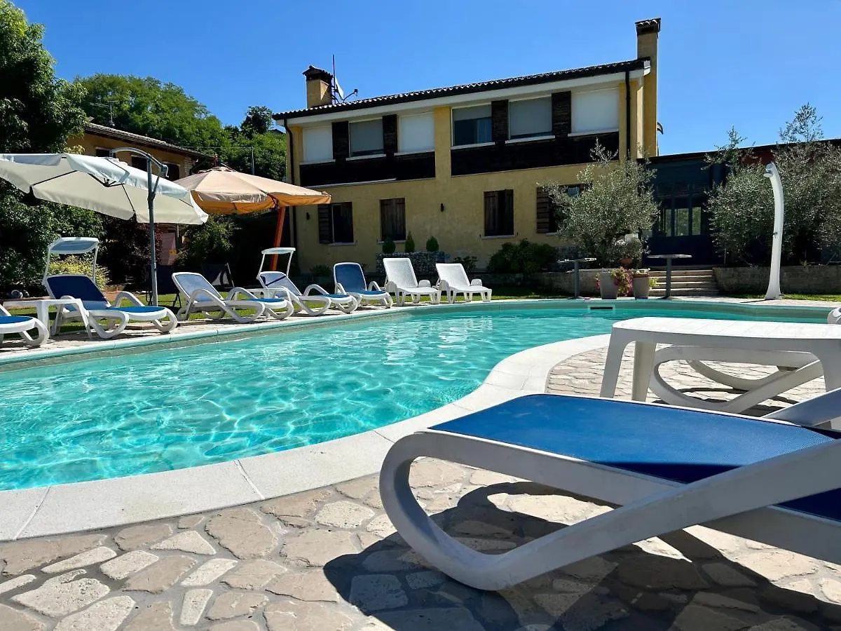 Country House La Montagnola location
